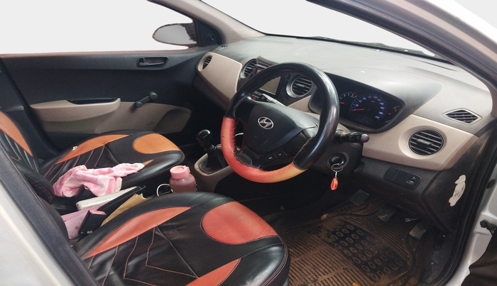 2017 Hyundai XCENT PRIME T CRDI, Diesel, Manual, 1,22,372 km, interior