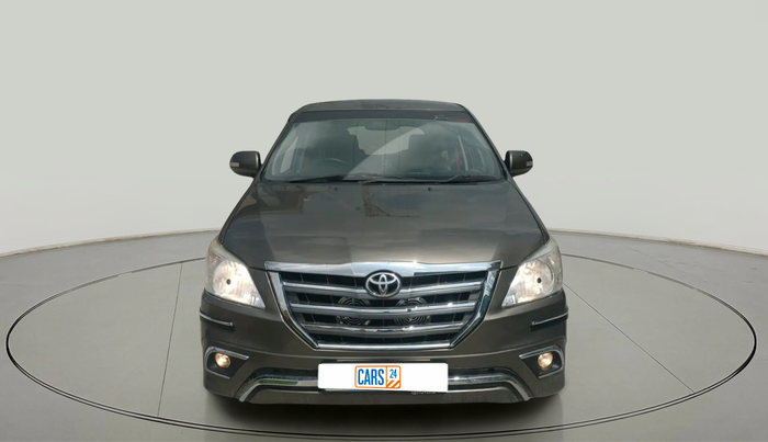 2015 Toyota Innova 2.5 VX 8 STR, Diesel, Manual, 1,70,231 km, exterior