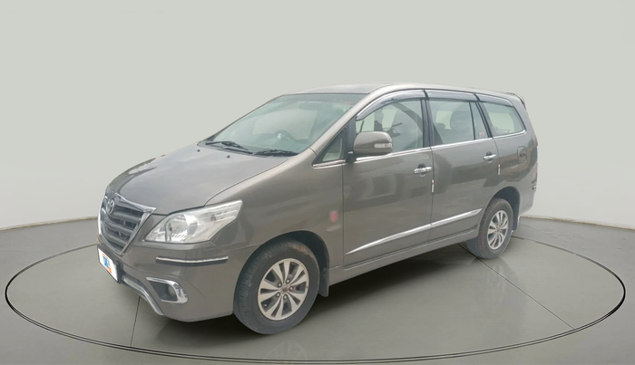 2015 Toyota Innova 2.5 VX 8 STR, Diesel, Manual, 1,70,231 km, exterior