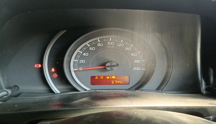 2023 Maruti Swift LXI, Petrol, Manual, 5,744 km, interior