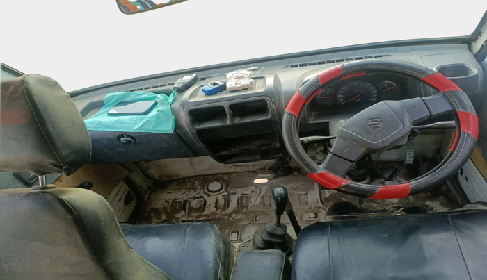 2016 Maruti Omni 5 STR, Petrol, Manual, 1,15,396 km, interior