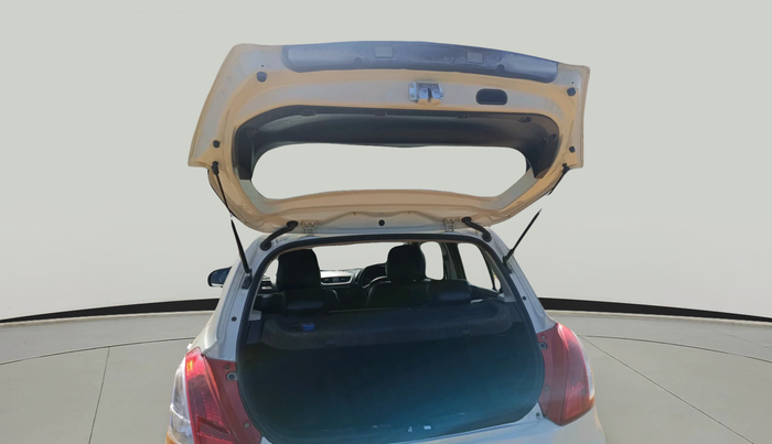 2016 Maruti Swift VXI, Petrol, Manual, 57,999 km, exterior