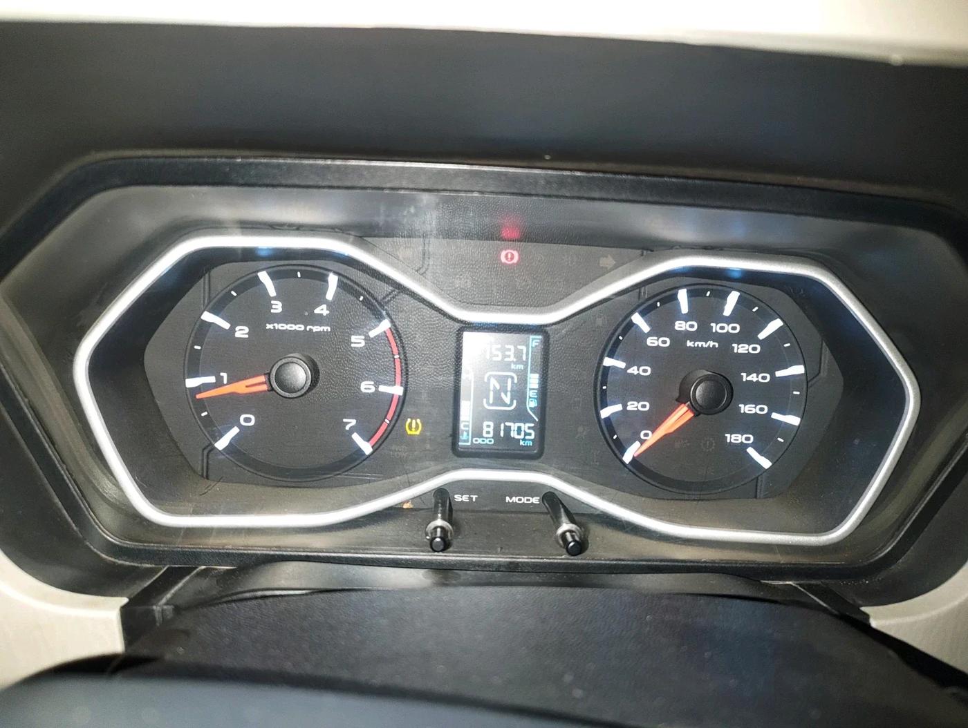 2018 Mahindra Scorpio S11 2WD, Diesel, Manual, 81,705 km, interior