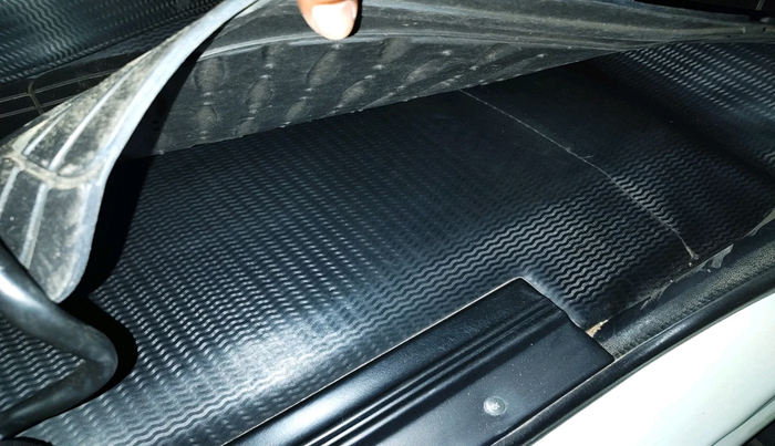 2018 Mahindra Scorpio S11 2WD, Diesel, Manual, 81,705 km, interior