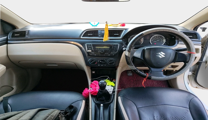 2015 Maruti Ciaz VXI, Petrol, Manual, 1,24,659 km, interior
