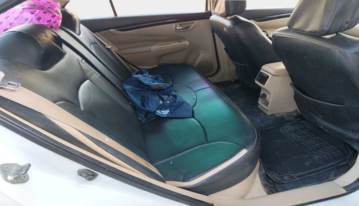 2015 Maruti Ciaz VXI, Petrol, Manual, 1,24,659 km, interior