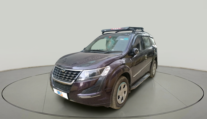 2020 Mahindra XUV500 W5, Diesel, Manual, 21,585 km, exterior