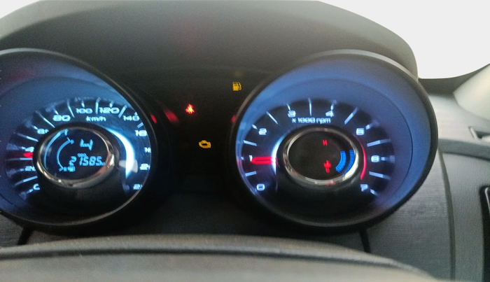 2020 Mahindra XUV500 W5, Diesel, Manual, 21,585 km, interior