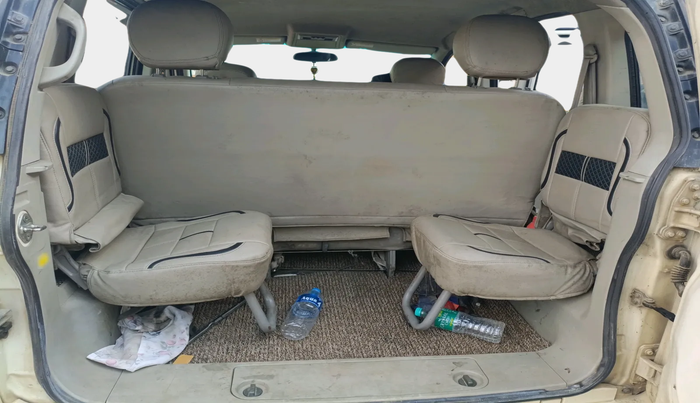 2013 Mahindra Quanto C8, Diesel, Manual, 94,017 km, interior