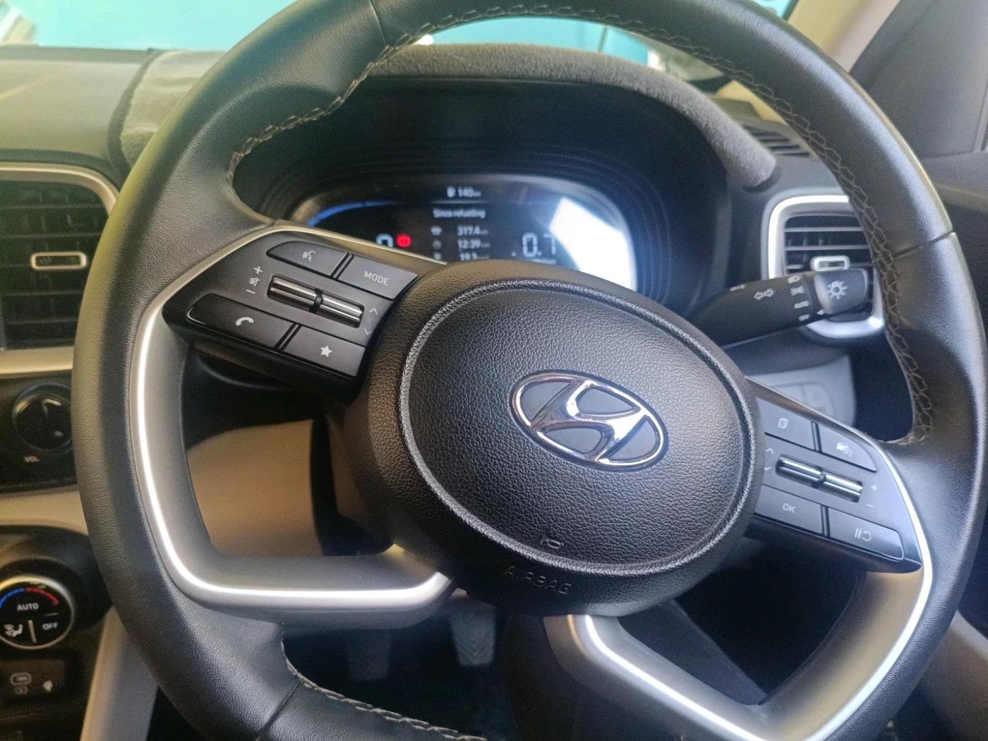 2023 Hyundai VENUE SX 1.5 CRDI, Diesel, Manual, 38,389 km, interior