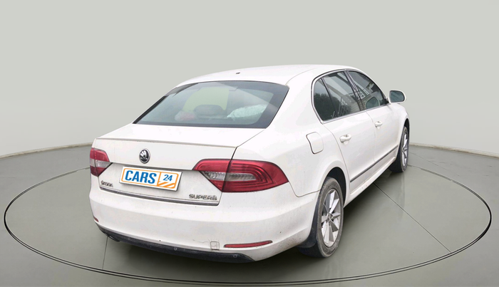 2015 Skoda Superb ELEGANCE 1.8 TSI MT, Petrol, Manual, 73,930 km, exterior