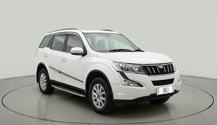 2016 Mahindra XUV500 W10, Diesel, Manual, 1,20,281 km, exterior