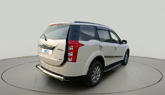 2016 Mahindra XUV500 W10, Diesel, Manual, 1,20,281 km, exterior