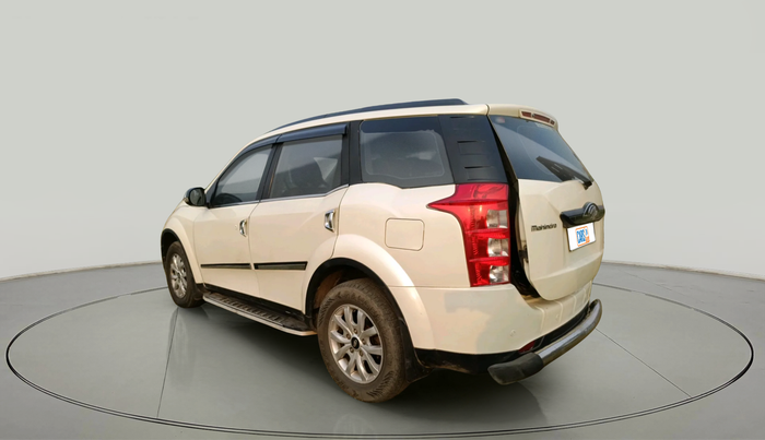 2016 Mahindra XUV500 W10, Diesel, Manual, 1,20,281 km, exterior