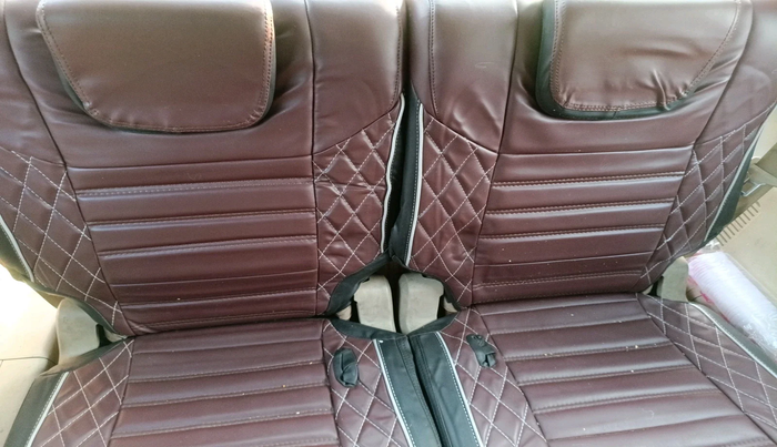 2016 Mahindra XUV500 W10, Diesel, Manual, 1,20,281 km, interior