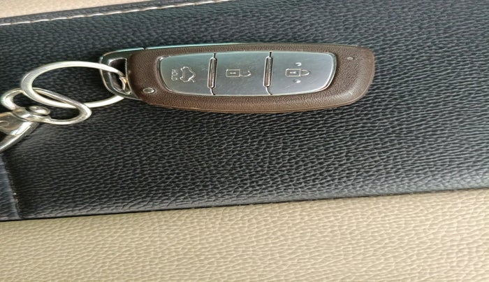2021 Hyundai AURA SX 1.2, Petrol, Manual, 53,498 km, interior