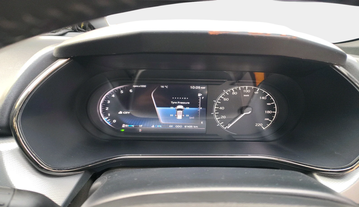 2022 Tata Safari XZ PLUS DARK EDITION, Diesel, Manual, 61,435 km, interior