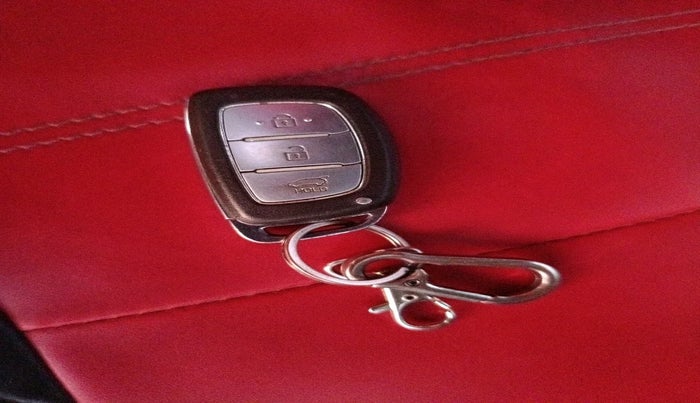 2016 Hyundai i20 Active 1.2 SX, Petrol, Manual, 73,318 km, interior