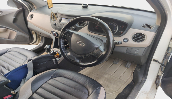 2016 Hyundai Grand i10 ASTA 1.1 CRDI (O), Diesel, Manual, 1,40,002 km, interior