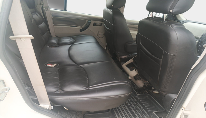 2022 Mahindra Scorpio S7, Diesel, Manual, 57,753 km, interior