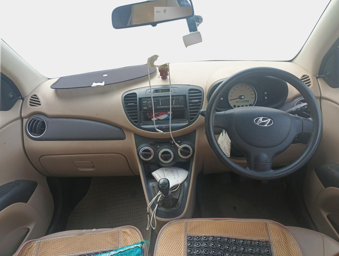 2010 Hyundai i10 MAGNA 1.2, Petrol, Manual, 77,434 km, interior