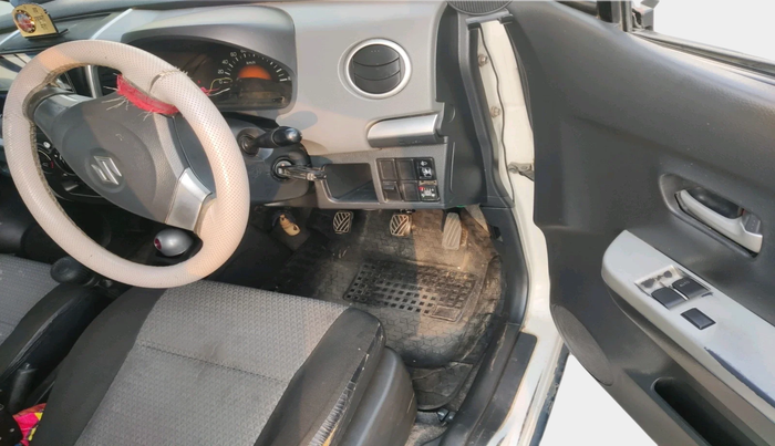 2011 Maruti Wagon R 1.0 LXI, Petrol, Manual, 1,82,306 km, interior