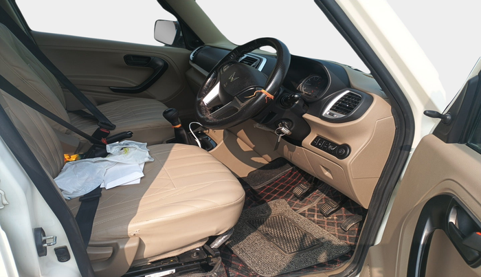 2023 Mahindra BOLERO NEO N 8, Diesel, Manual, 45,916 km, interior