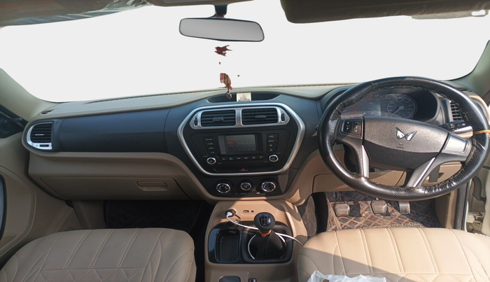 2023 Mahindra BOLERO NEO N 8, Diesel, Manual, 45,916 km, interior