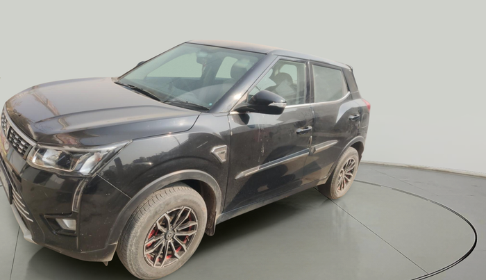 2023 Mahindra XUV300 W4 1.5 DIESEL, Diesel, Manual, 57,522 km, exterior