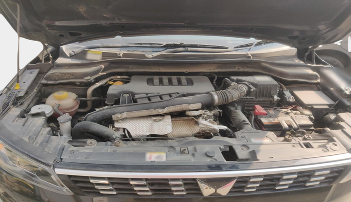 2023 Mahindra XUV300 W4 1.5 DIESEL, Diesel, Manual, 57,522 km, exterior