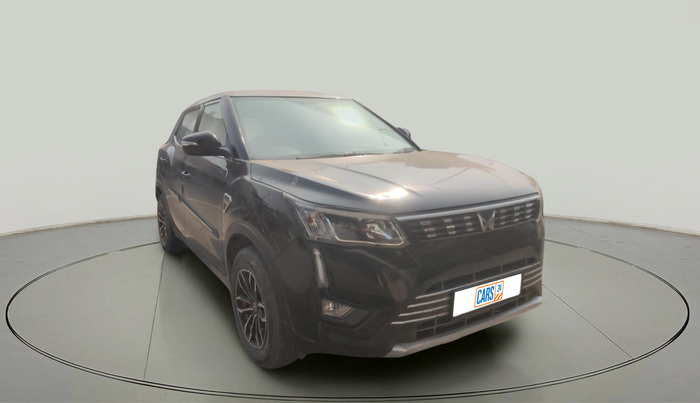 2023 Mahindra XUV300 W4 1.5 DIESEL, Diesel, Manual, 57,522 km, exterior