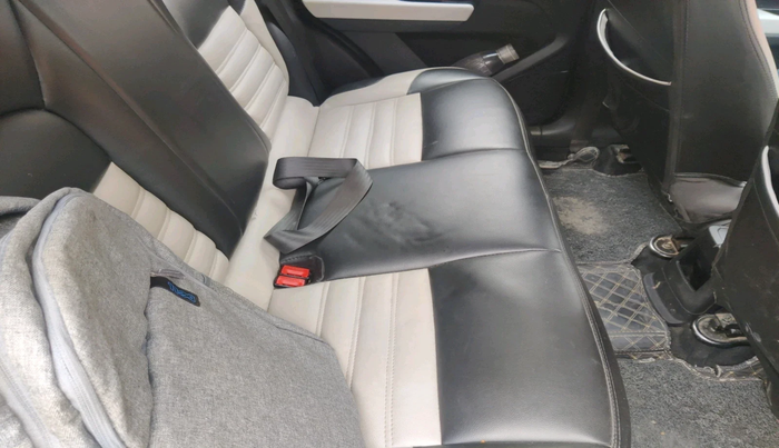 2022 Tata PUNCH ACCOMPLISHED MT, Petrol, Manual, 1,09,235 km, interior