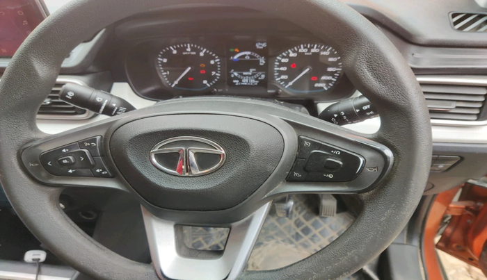 2022 Tata PUNCH ACCOMPLISHED MT, Petrol, Manual, 1,09,235 km, interior