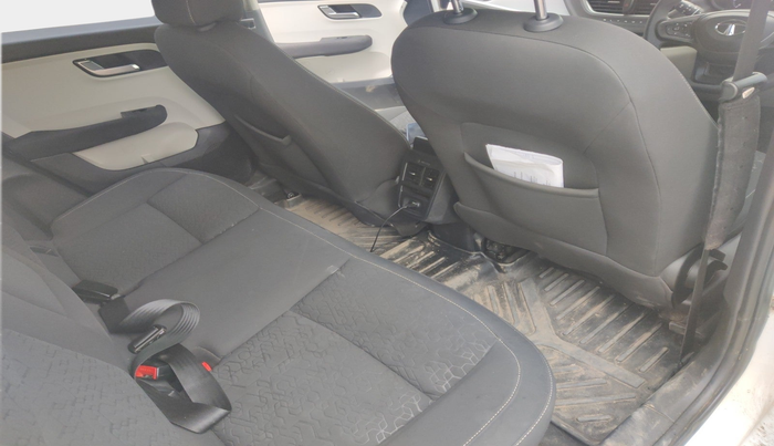 2023 Tata ALTROZ XZ DIESEL, Diesel, Manual, 20,824 km, interior