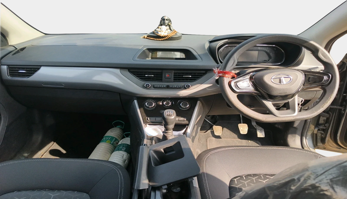 2022 Tata NEXON XM PETROL, Petrol, Manual, 9,931 km, interior