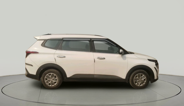 2022 KIA CARENS PRESTIGE 1.5 PETROL 7 STR, Petrol, Manual, 57,602 km, exterior