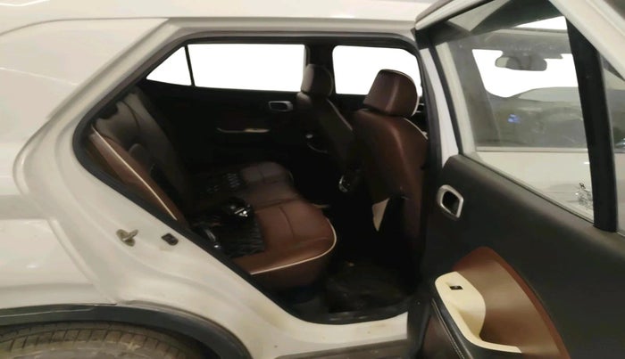 2020 Hyundai VENUE S 1.2, CNG, Manual, 85,087 km, interior