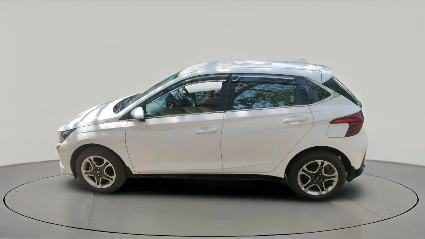 2024 Hyundai NEW I20 SPORTZ 1.2 IVT, Petrol, Automatic, 9,379 km, exterior