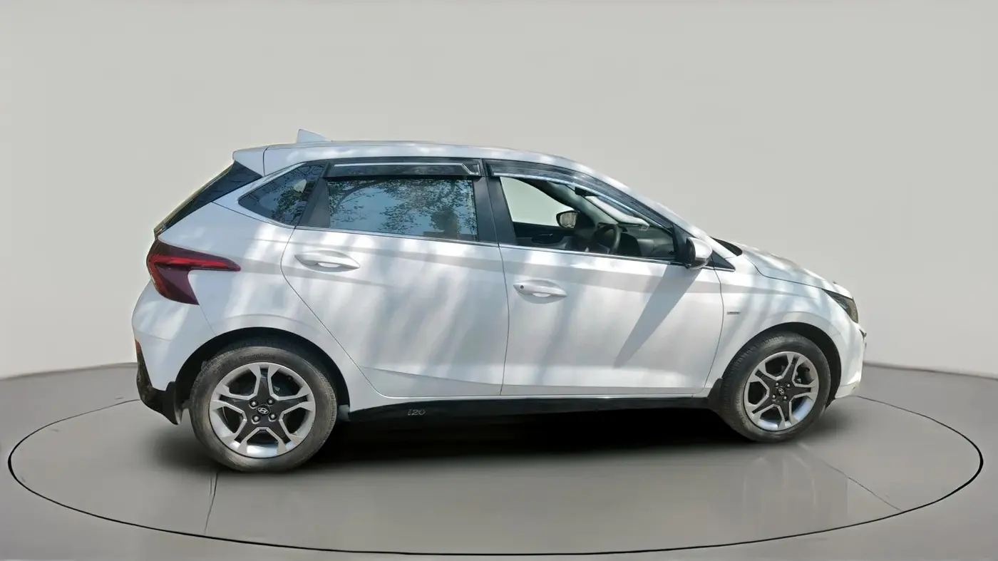 2024 Hyundai NEW I20 SPORTZ 1.2 IVT, Petrol, Automatic, 9,379 km, exterior