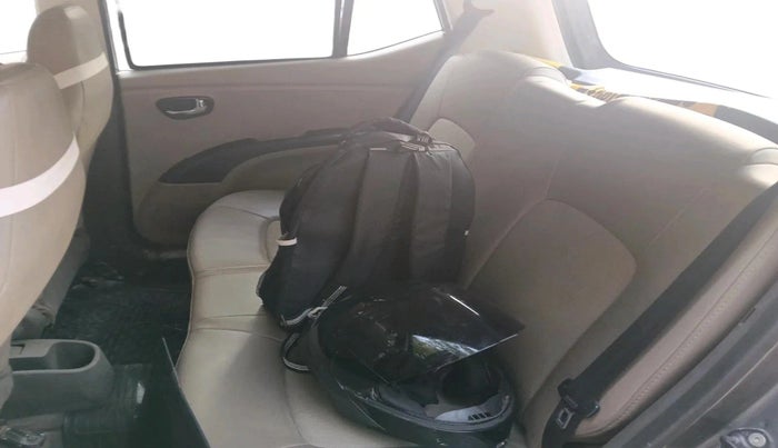 2012 Hyundai i10 MAGNA 1.1, Petrol, Manual, 76,895 km, interior