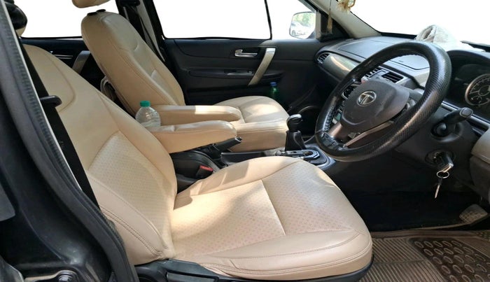 2016 Tata Safari Storme 2.2 VX 4X2, Diesel, Manual, 1,82,690 km, interior