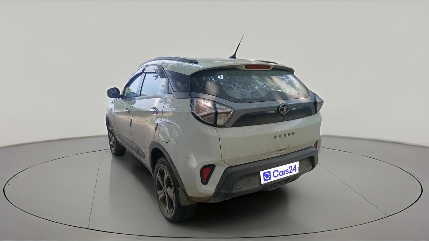 2021 Tata NEXON XM SUNROOF DIESEL, Diesel, Manual, 1,00,897 km, exterior