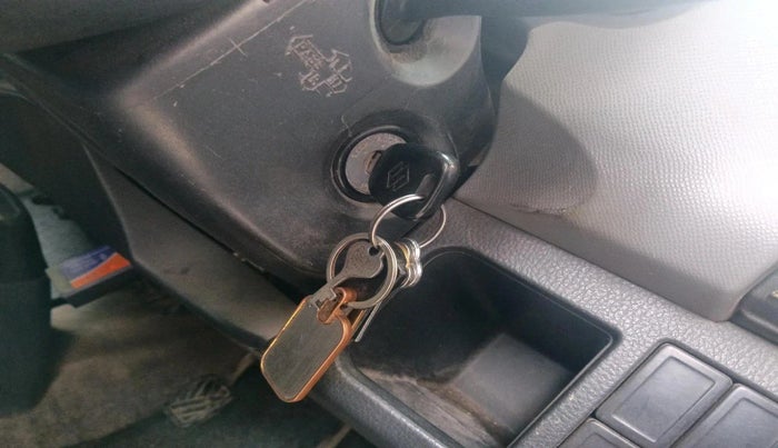 2012 Maruti Wagon R 1.0 LXI CNG, CNG, Manual, 2,04,240 km, interior