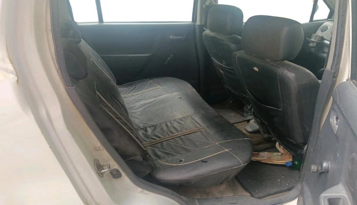 2012 Maruti Wagon R 1.0 LXI CNG, CNG, Manual, 2,04,240 km, interior