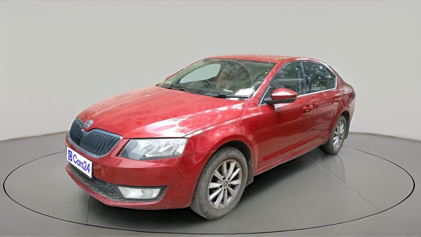 2013 Skoda Octavia ACTIVE 1.4 TSI, Petrol, Manual, 1,26,362 km, exterior