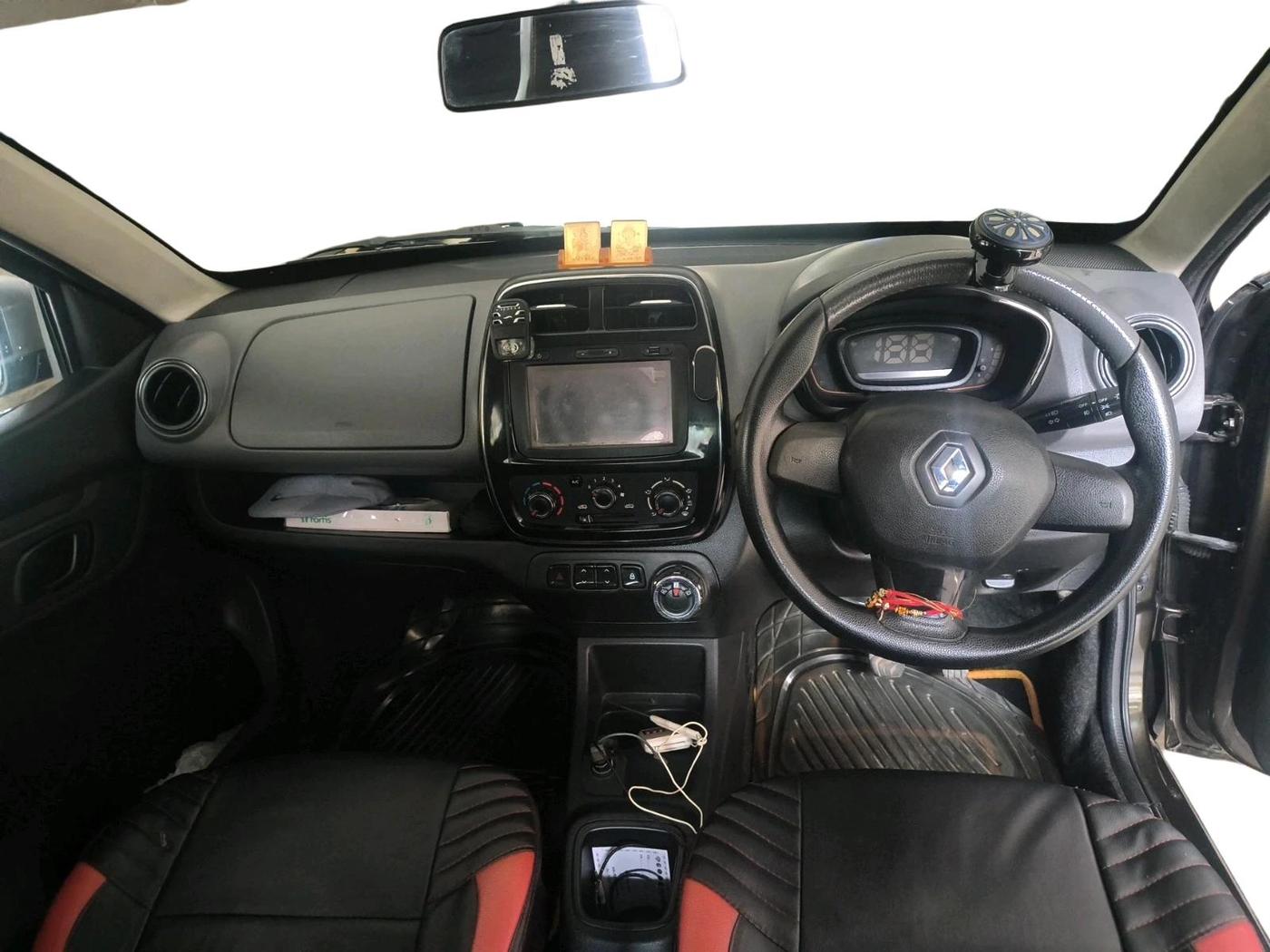 2017 Renault Kwid RXT 1.0 AMT (O), Petrol, Automatic, 66,562 km, interior