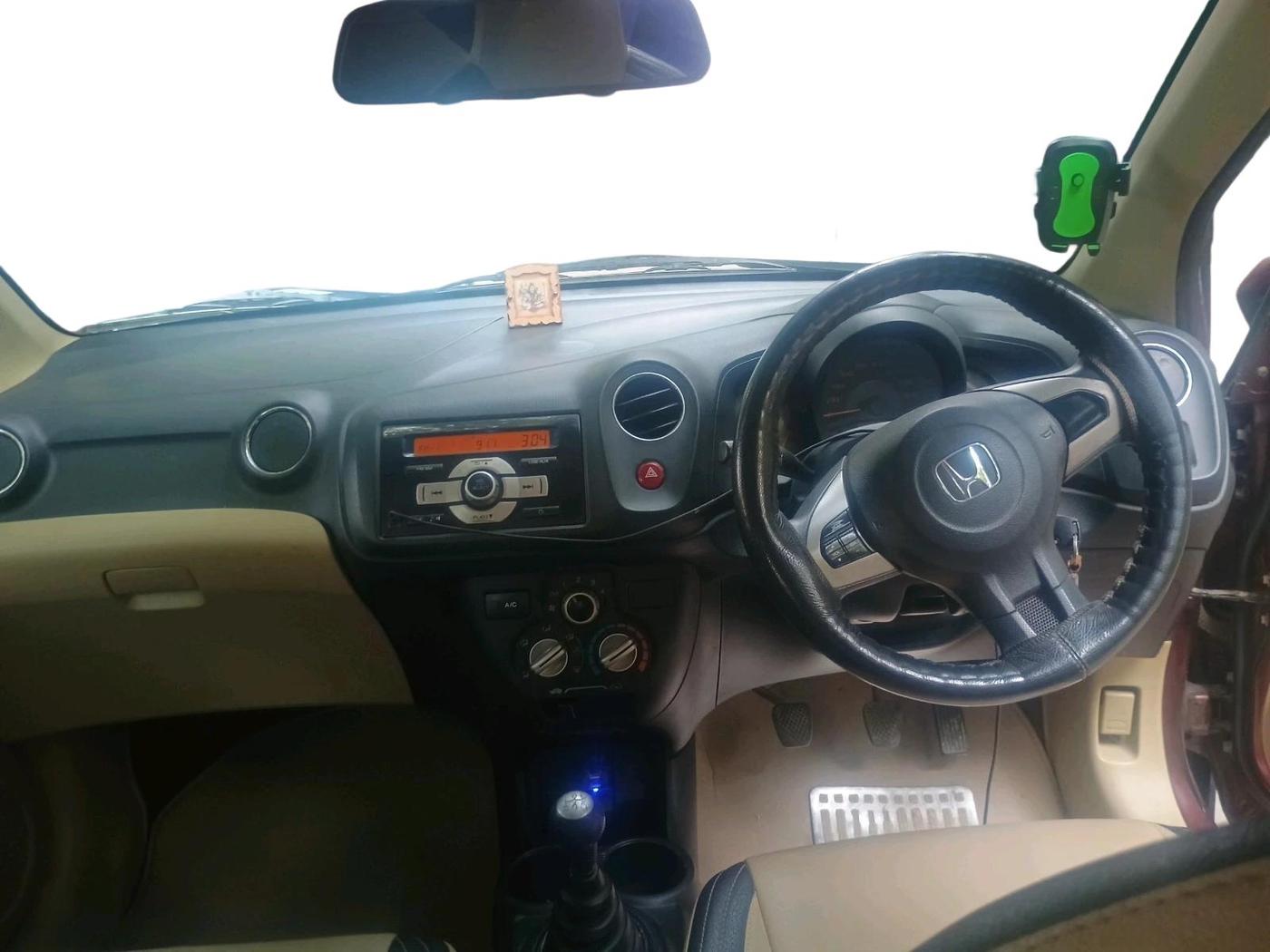 2014 Honda Amaze 1.2L I-VTEC S, Petrol, Manual, 57,614 km, interior