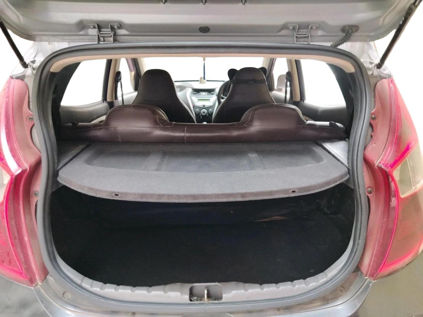 2017 Hyundai Eon MAGNA +, Petrol, Manual, 55,893 km, exterior