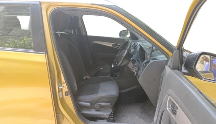2016 Maruti Vitara Brezza ZDI, Diesel, Manual, 1,41,546 km, interior