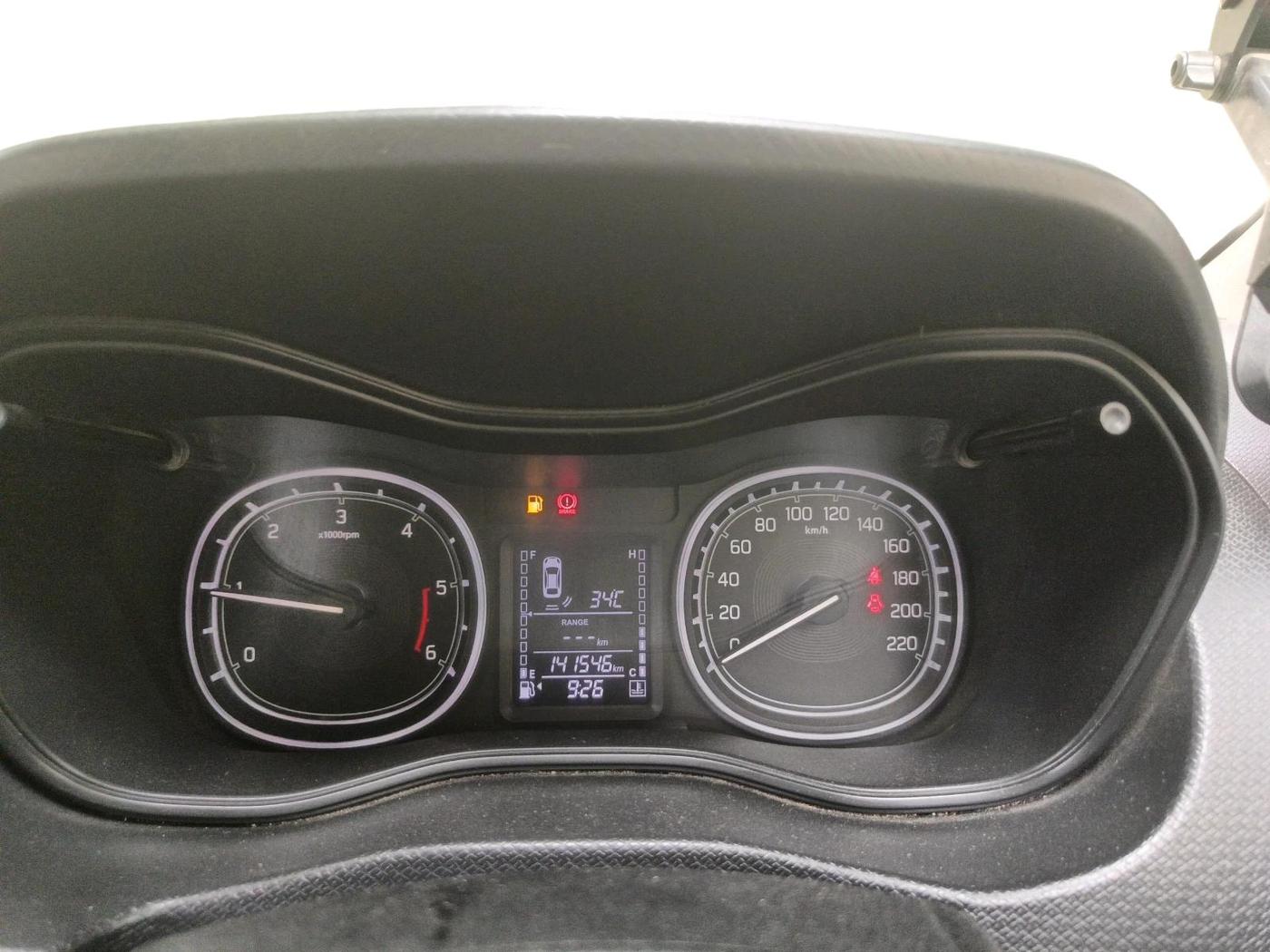 2016 Maruti Vitara Brezza ZDI, Diesel, Manual, 1,41,546 km, interior